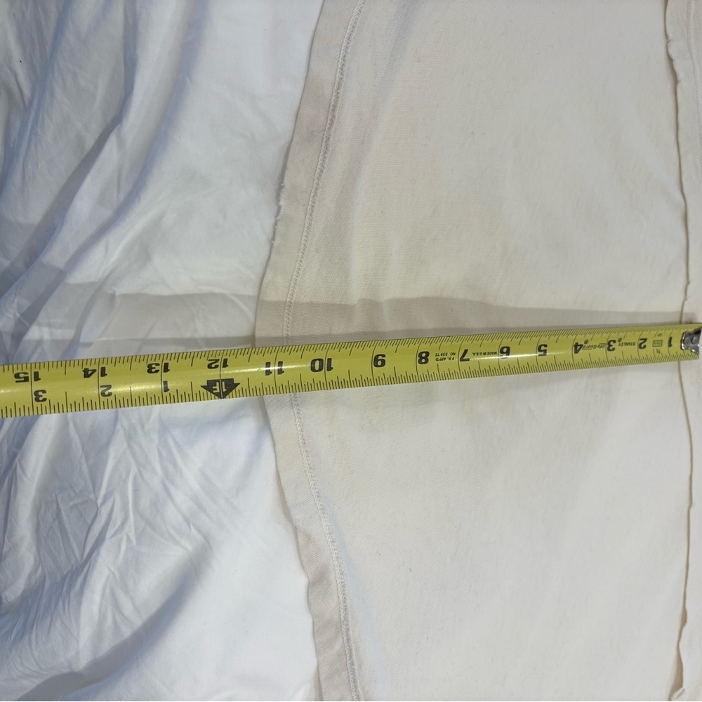 The Great Hi low Tee - Picture 4 of 8